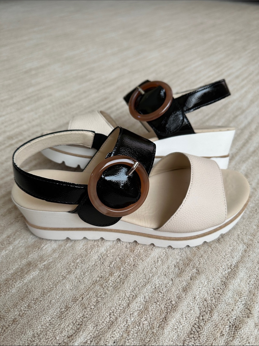 GABOR Freya Wedge Platform Sandal Beige with Black Patent Size UK 6.5 | US 9